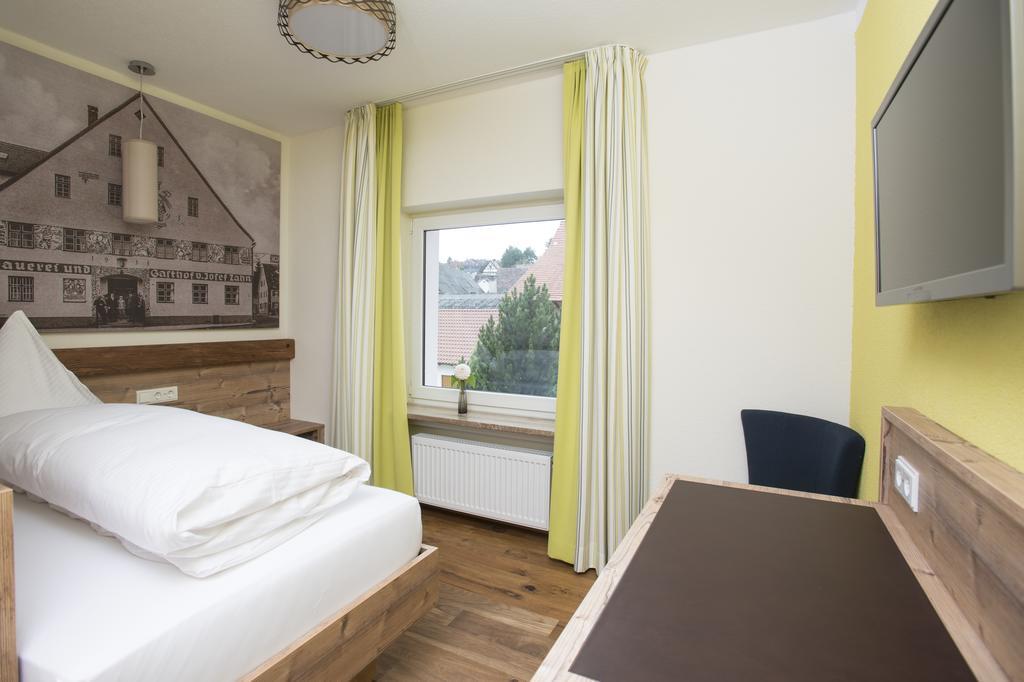 Landgasthof Zahn Elchingen Room photo