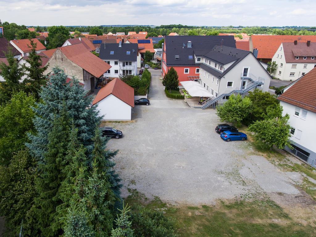 Landgasthof Zahn Hotel Elchingen Exterior photo