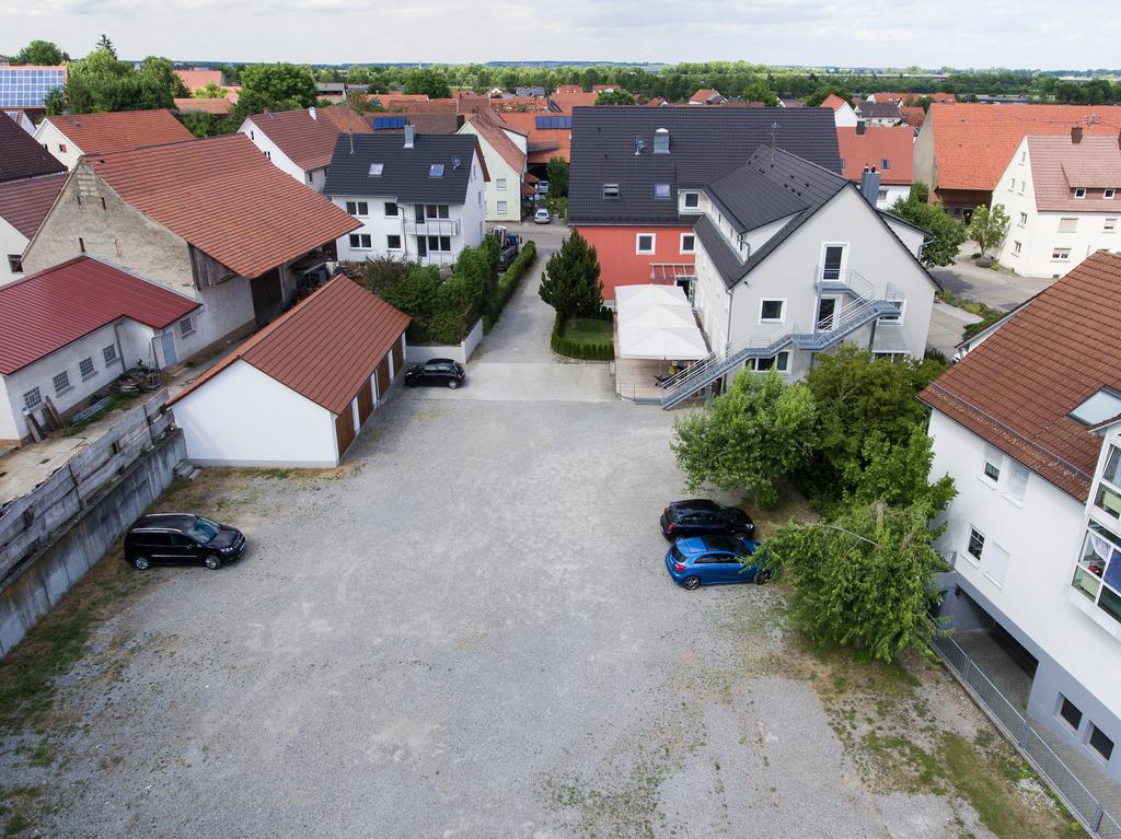 Landgasthof Zahn Elchingen Exterior photo
